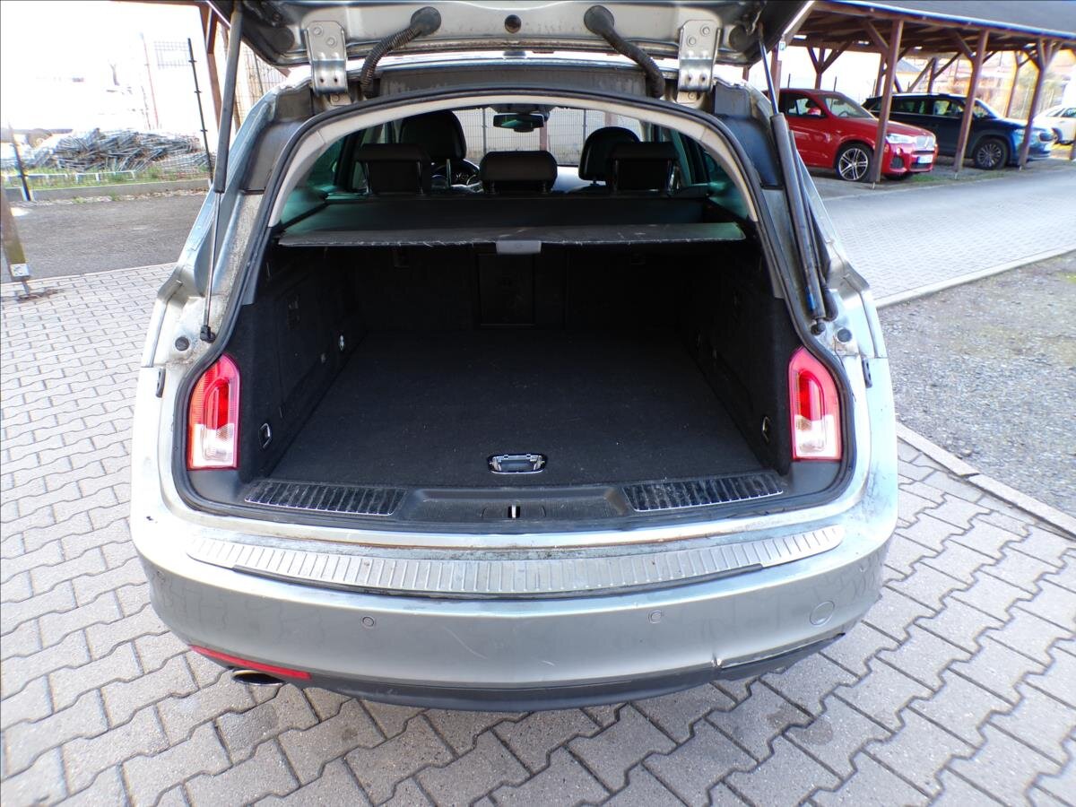 Opel Insignia Kombi 2,0 l 118 kw