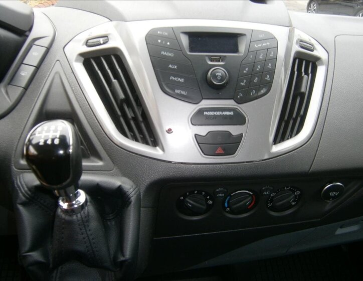 Ford Transit Custom Kombi 2,2 l 74 kw