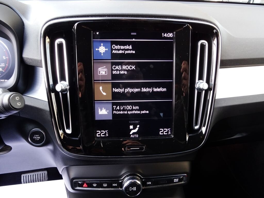 Volvo XC40 SUV 2,0 l 110 kw