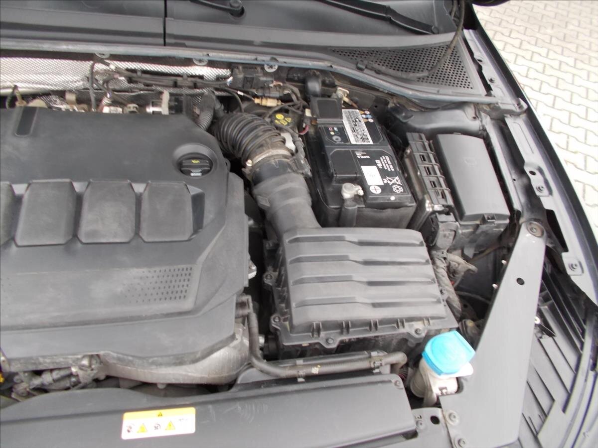 Volkswagen Passat Kombi 2,0 l 110 kw