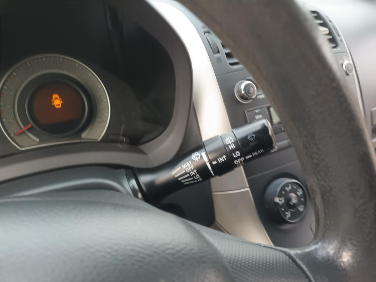 Toyota Auris Hatchback 1,4 l 66 kw