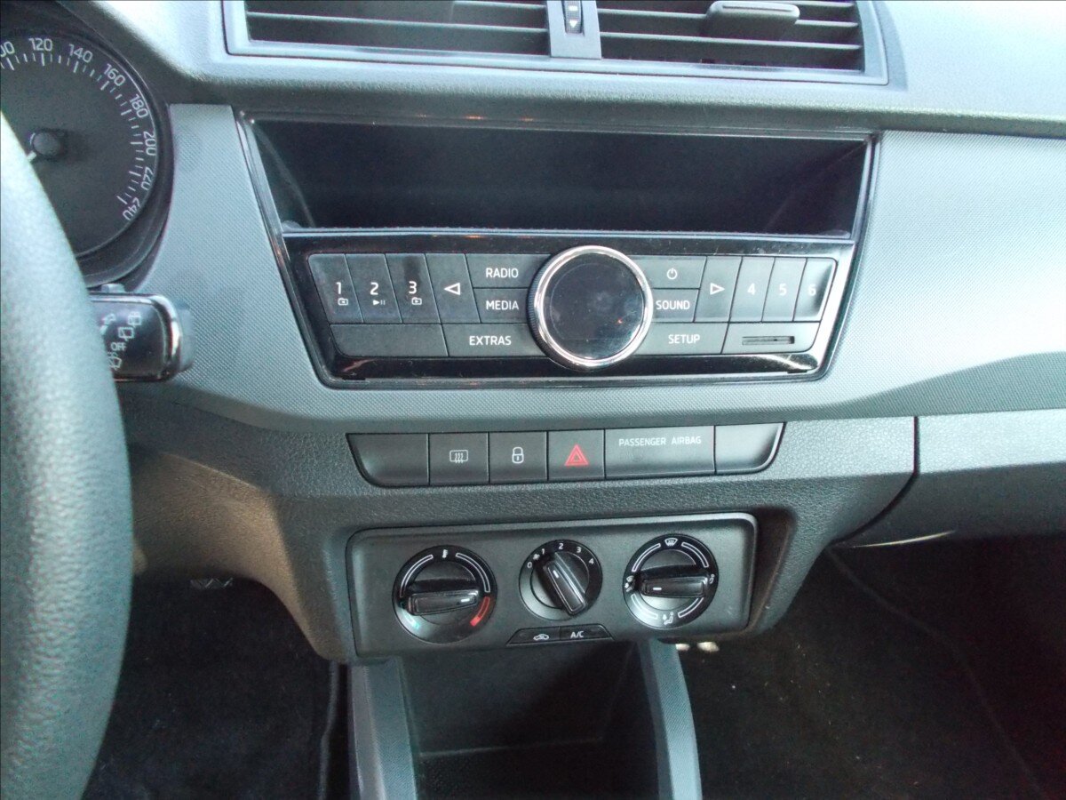 Škoda Fabia Hatchback 999,0 44 kw