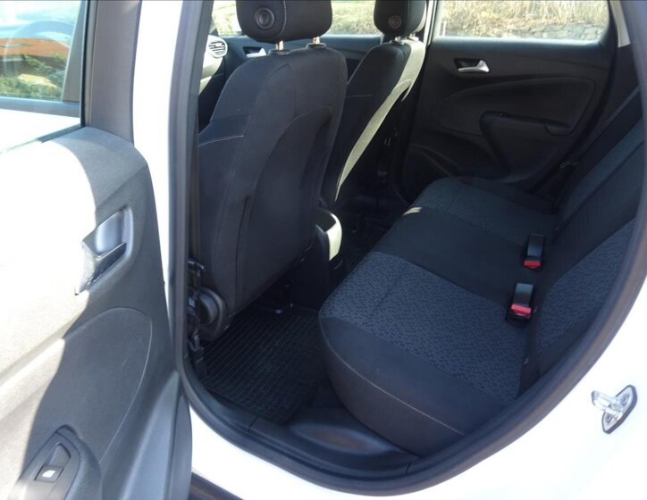 Opel Crossland X MPV 1,2 l 61 kw