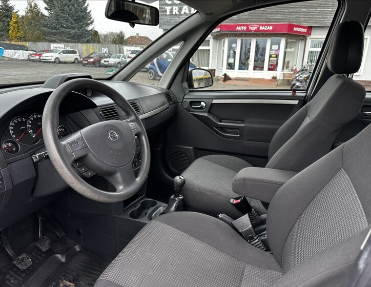 Opel Meriva MPV 1,6 l 77 kw