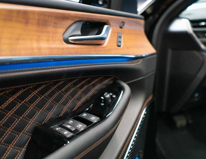 Jeep Grand Cherokee 16