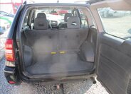 Toyota RAV4 SUV 2,0 l 85 kw