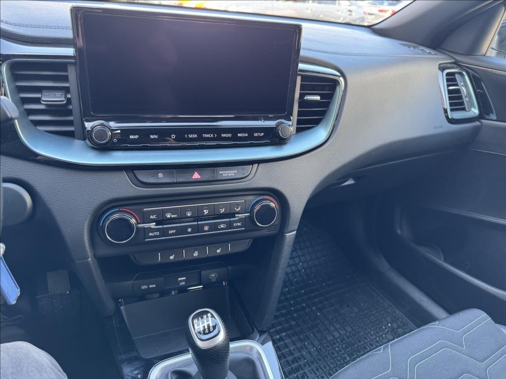 KIA Ceed Kombi 1,5 l 103 kw