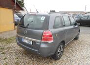 Opel Zafira 6