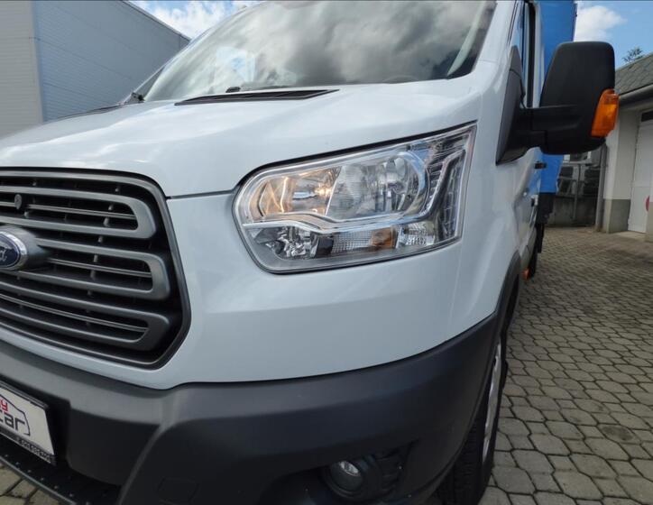 Ford Transit 44