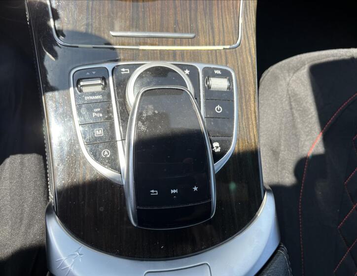 Mercedes-Benz GLC 17