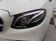 Mercedes-Benz Třídy E 48