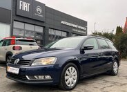 Volkswagen Passat 1
