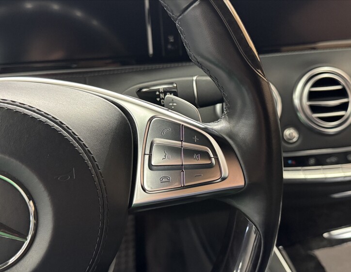 Mercedes-Benz Třídy S 12