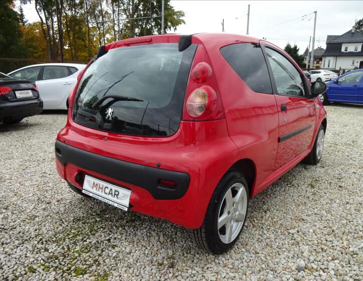 Peugeot 107 7