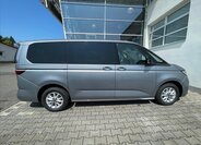 Volkswagen Multivan 2