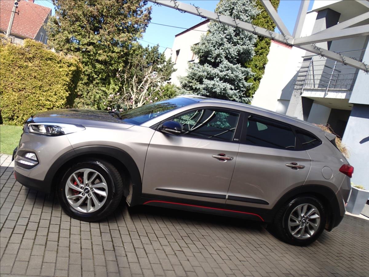 Hyundai Tucson SUV / Terénní 1,6 l 130 kw