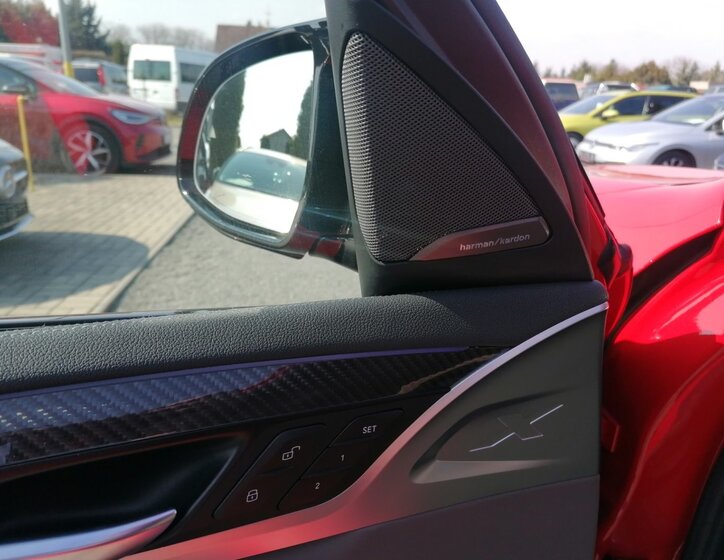 BMW X4 SUV / Terénní 3,0 l 375 kw