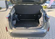 Toyota Yaris Cross 13