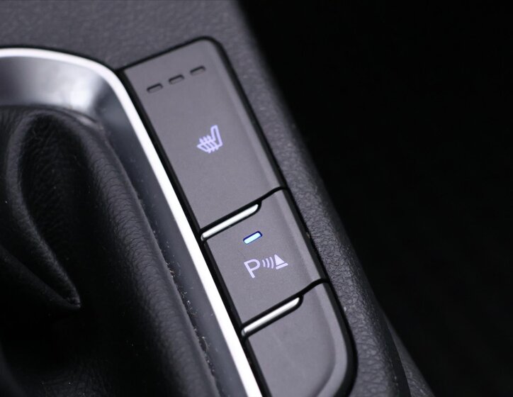 Hyundai i30 Kombi 998,0 88 kw