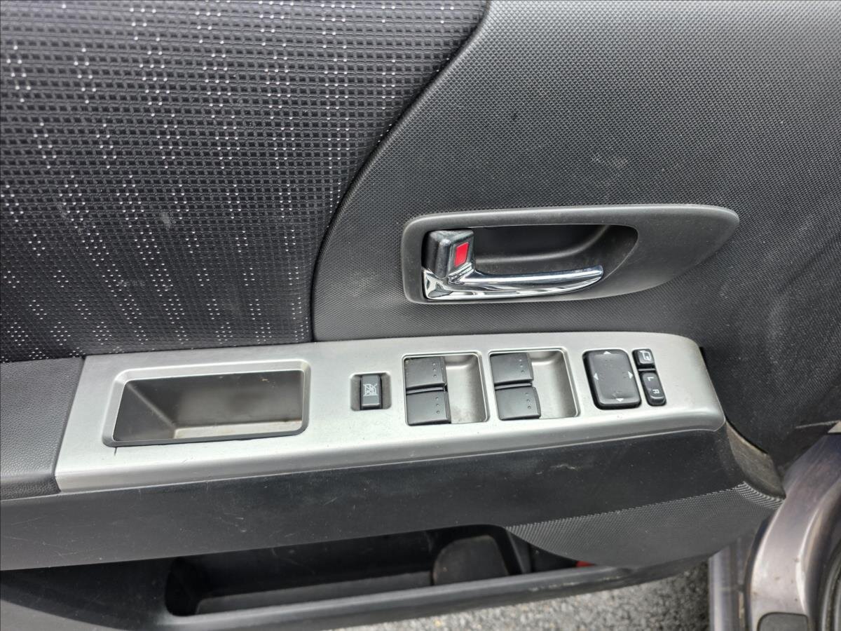 Mazda 5 Kombi 2,0 l 81 kw