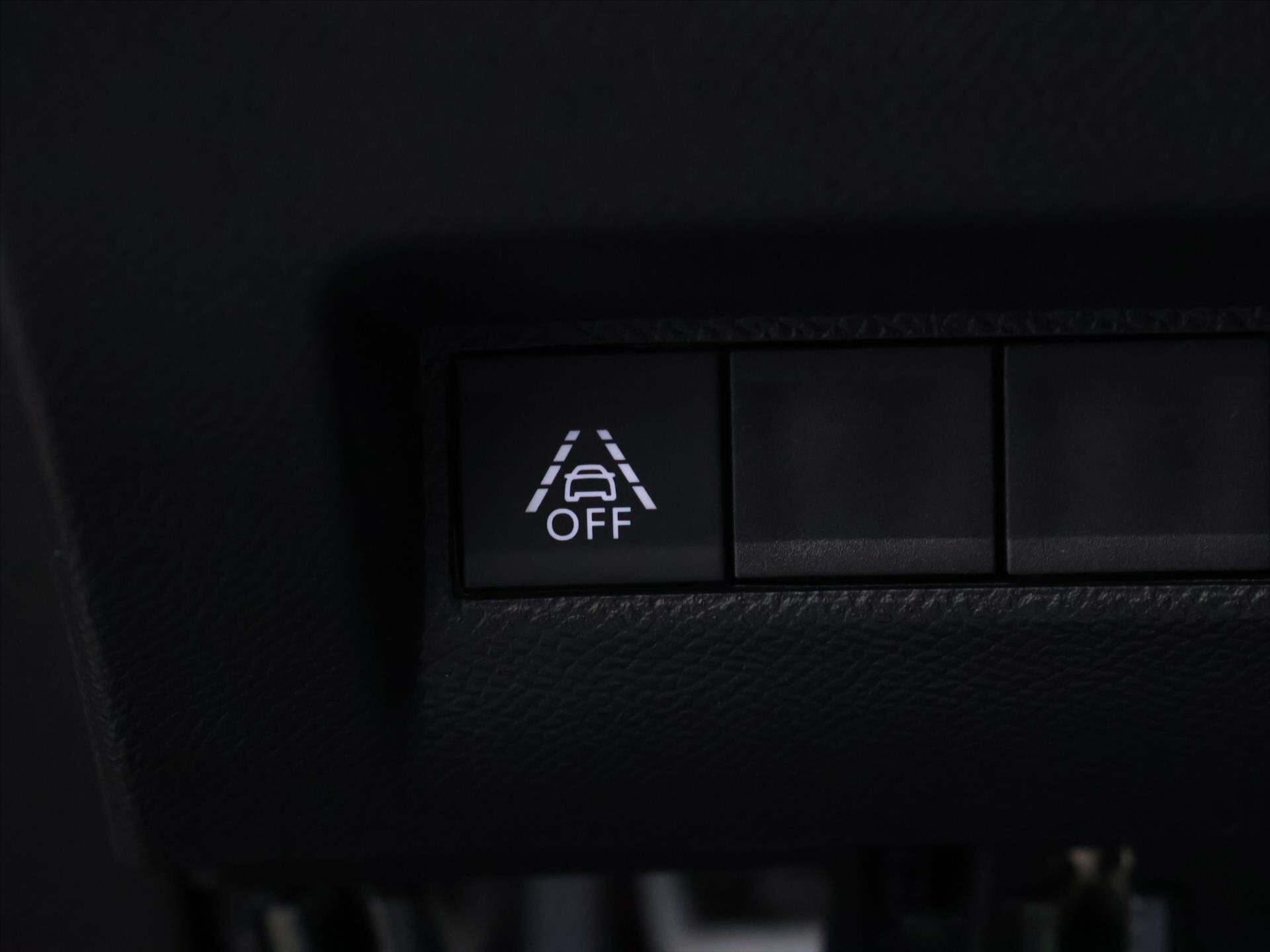 Peugeot 2008 SUV 1,2 l 96 kw