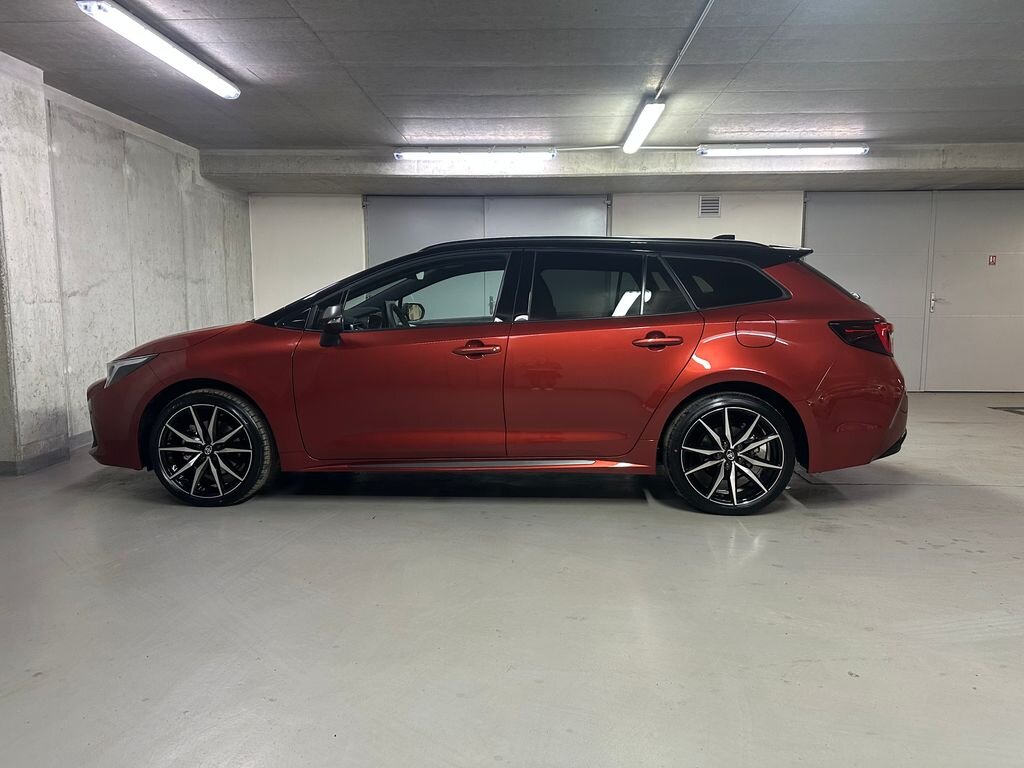 Toyota Corolla Kombi 2,0 l 144 kw