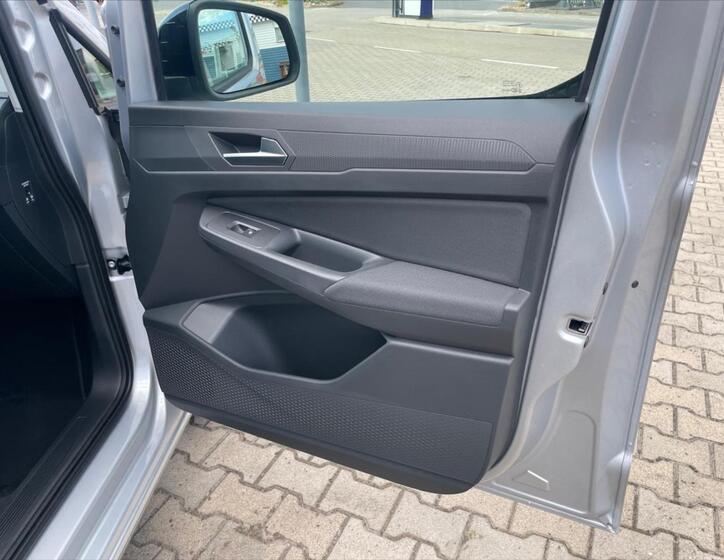 Ford Tourneo Connect 19