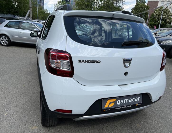 Dacia Sandero 12