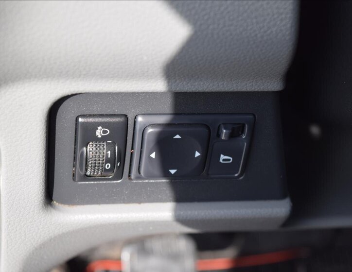 Nissan NV200 MPV 1,6 l 81 kw