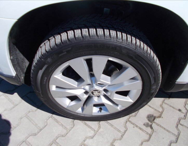 Škoda Yeti SUV / Terénní 1,4 l 90 kw