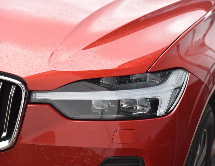 Volvo XC60 SUV / Terénní 2,0 l 186 kw