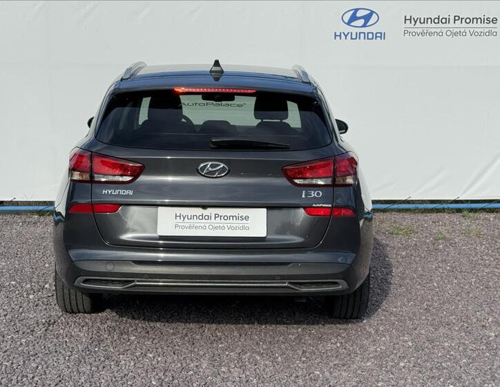 Hyundai i30 19