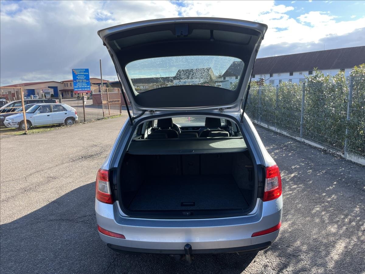 Škoda Octavia Kombi 1,6 l 77 kw