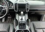 Porsche Cayenne Kombi 3,0 l 180 kw