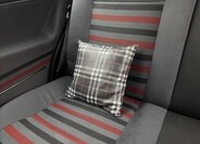 Volkswagen Golf Sedan / Limuzína 1,8 l 79 kw