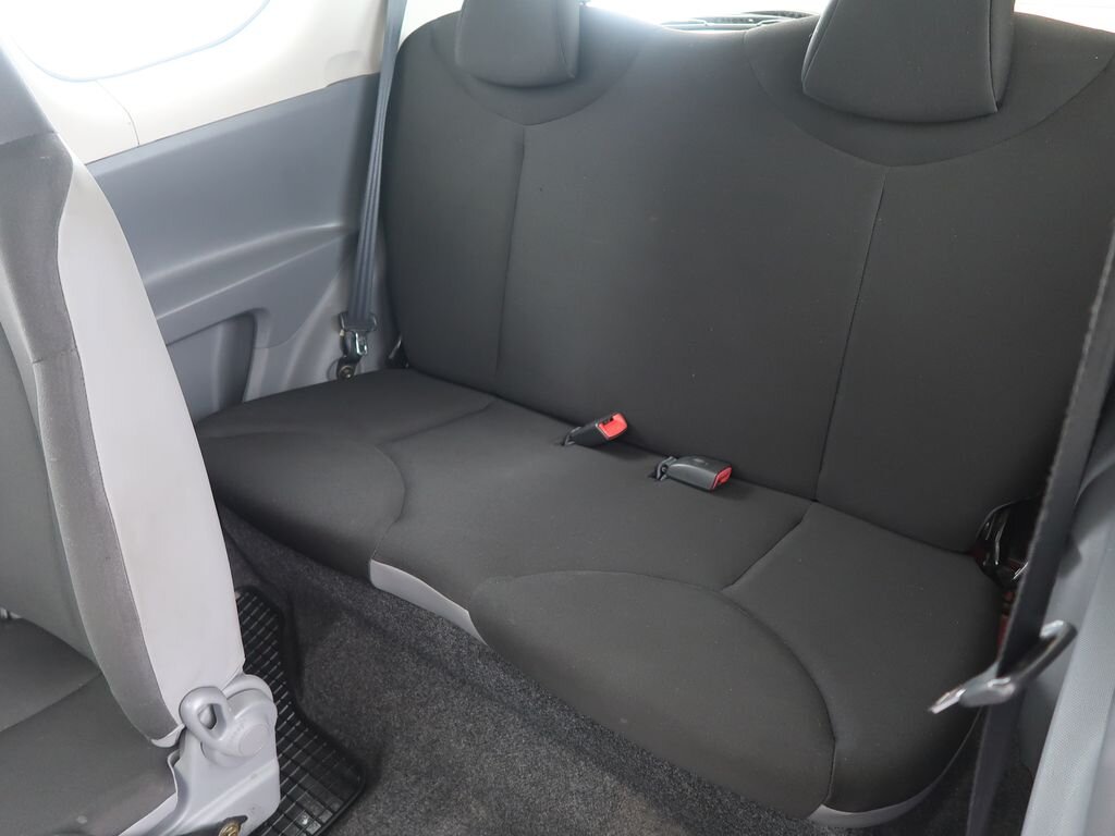 Toyota Aygo Hatchback 998,0 50 kw