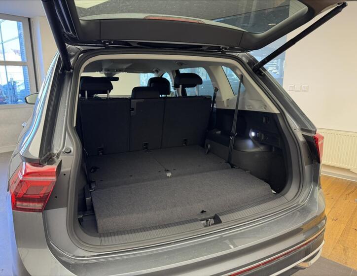 Volkswagen Tiguan Allspace 17