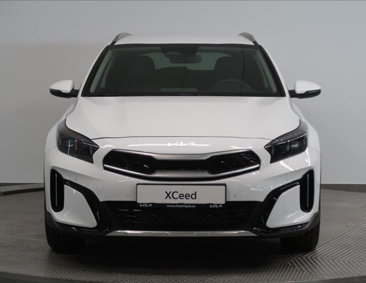 KIA XCeed CUV / Crossover 1,5 l 103 kw