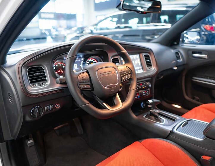 Dodge Charger Sedan 6,4 l 362 kw