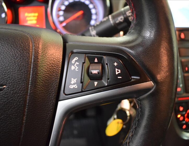 Opel Astra Kombi 2,0 l 121 kw