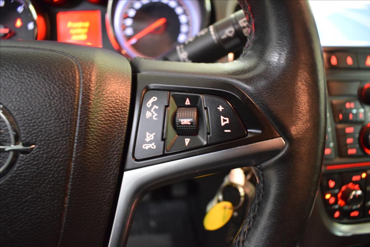 Opel Astra Kombi 2,0 l 121 kw