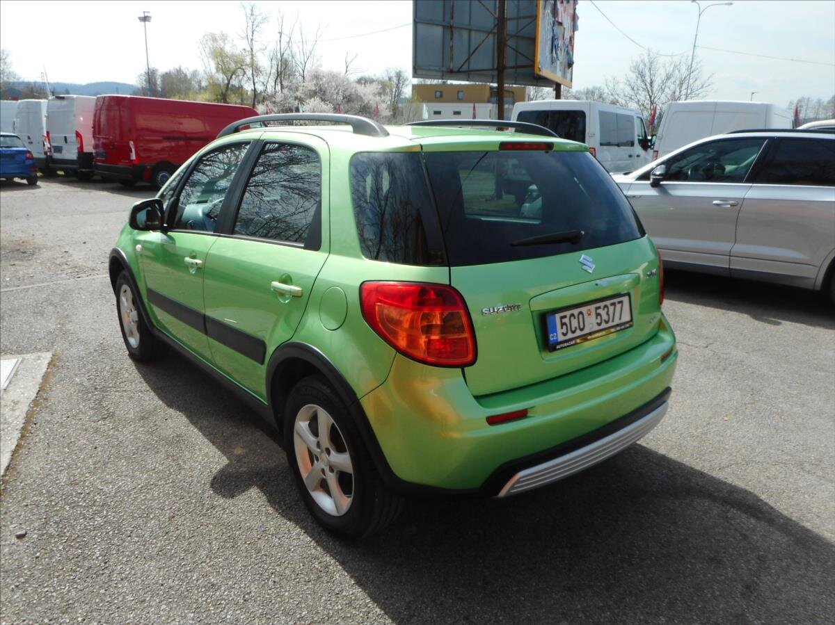 Suzuki SX4 Hatchback 1,6 l 79 kw