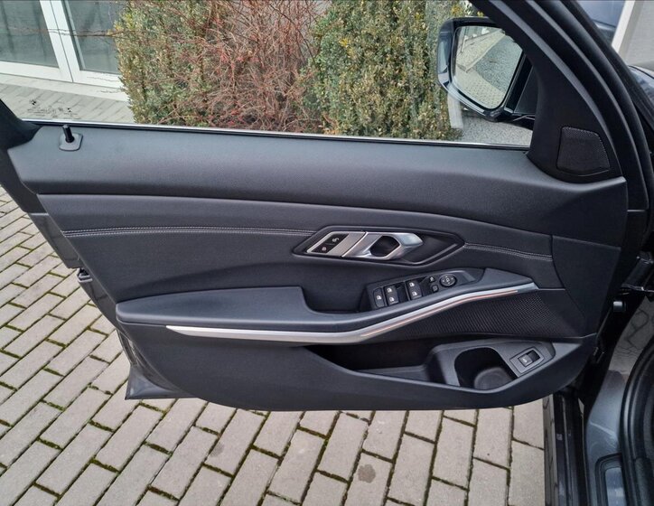 BMW Řada 3 35