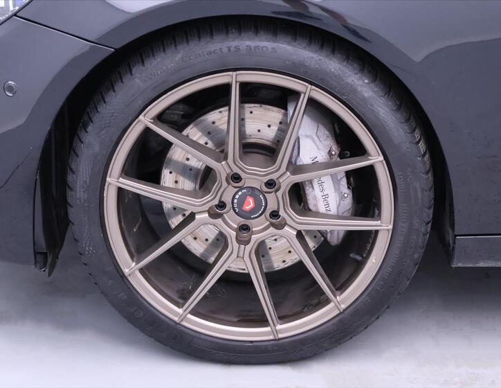 Mercedes-Benz Třídy E 40