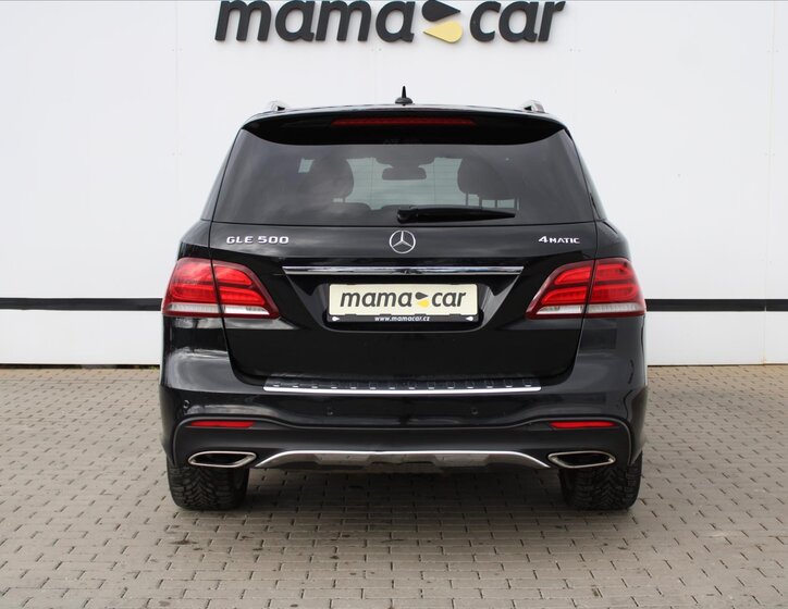 Mercedes-Benz GLE SUV 4,7 l 335 kw