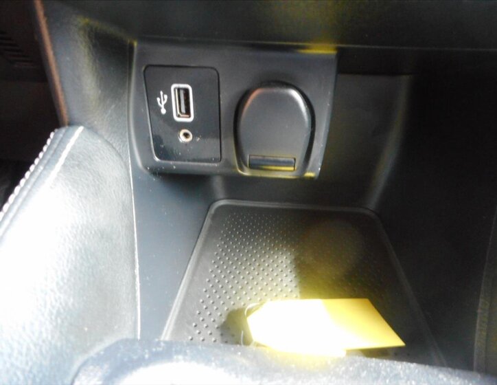 Nissan Micra Hatchback 999,0 86 kw