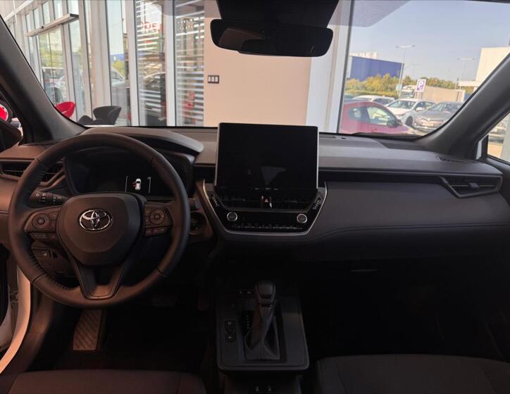 Toyota Corolla Cross 5