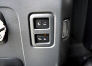 Land Rover Defender SUV 3,0 l 294 kw