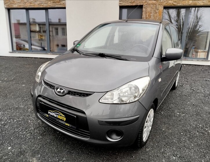 Hyundai i10 Hatchback 1,1 l 49 kw