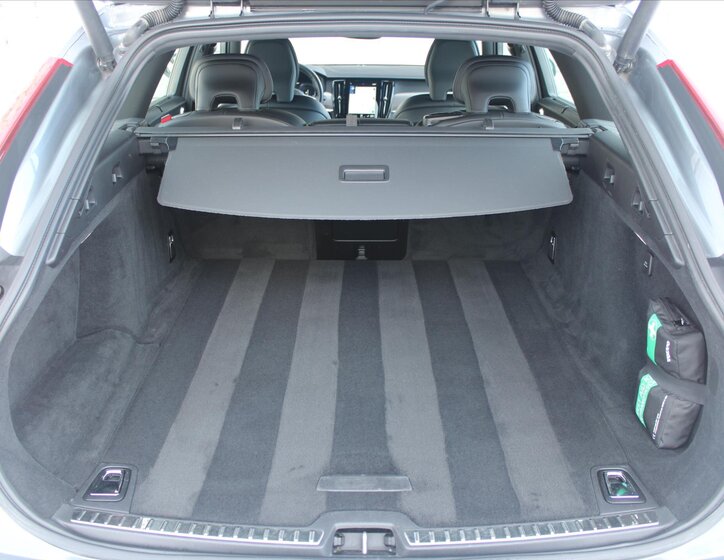 Volvo V90 Kombi 2,0 l 288 kw